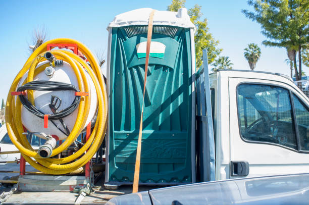 Best Portable restroom trailer rental  in Waynesboro, VA